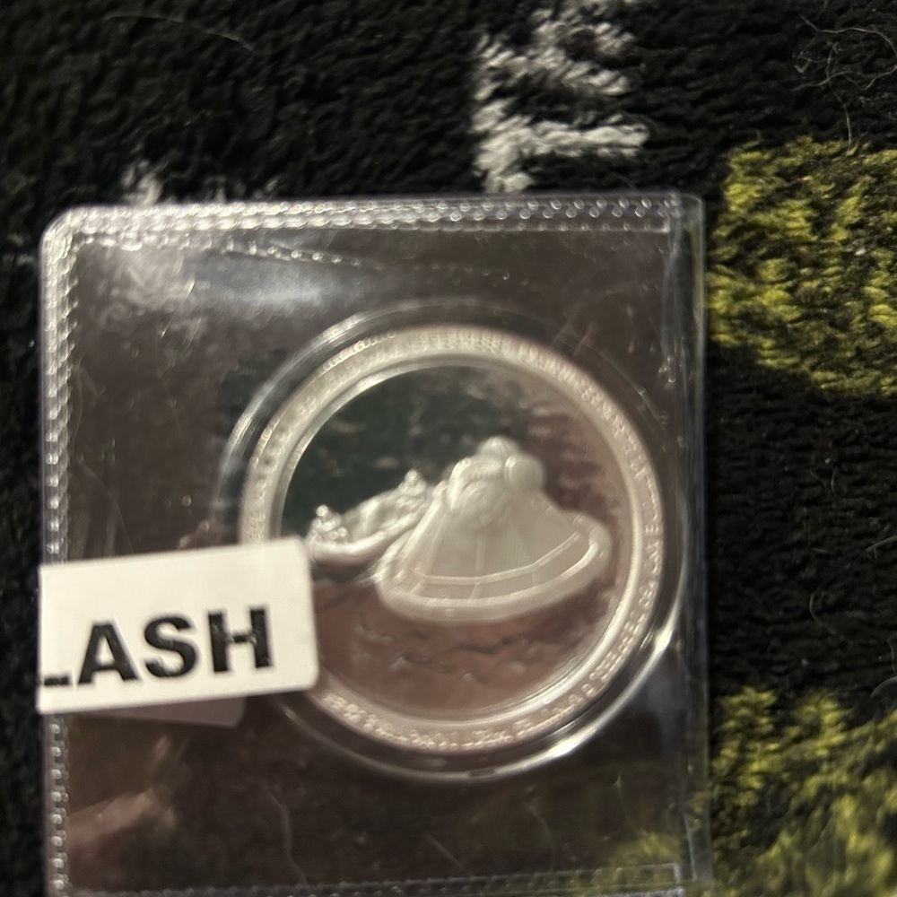 2019 Apollo 11 Splash 50th Anniversary 1 Oz .999 fine silver. Proof like